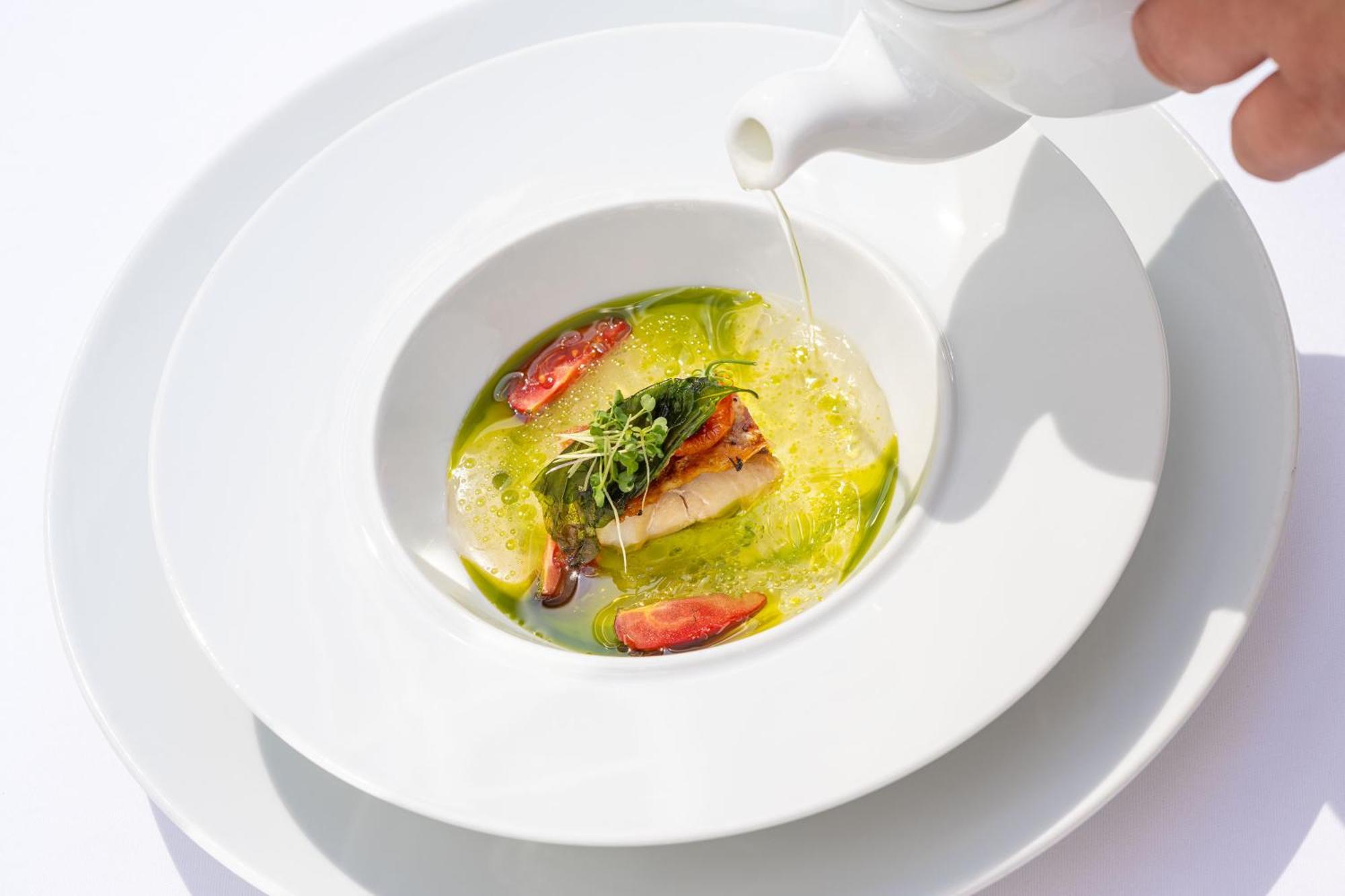 Hotel Europaeischer Hof Heidelberg, Bestes Hotel Deutschlands In Historischer Architektur Εξωτερικό φωτογραφία A plate of soup
