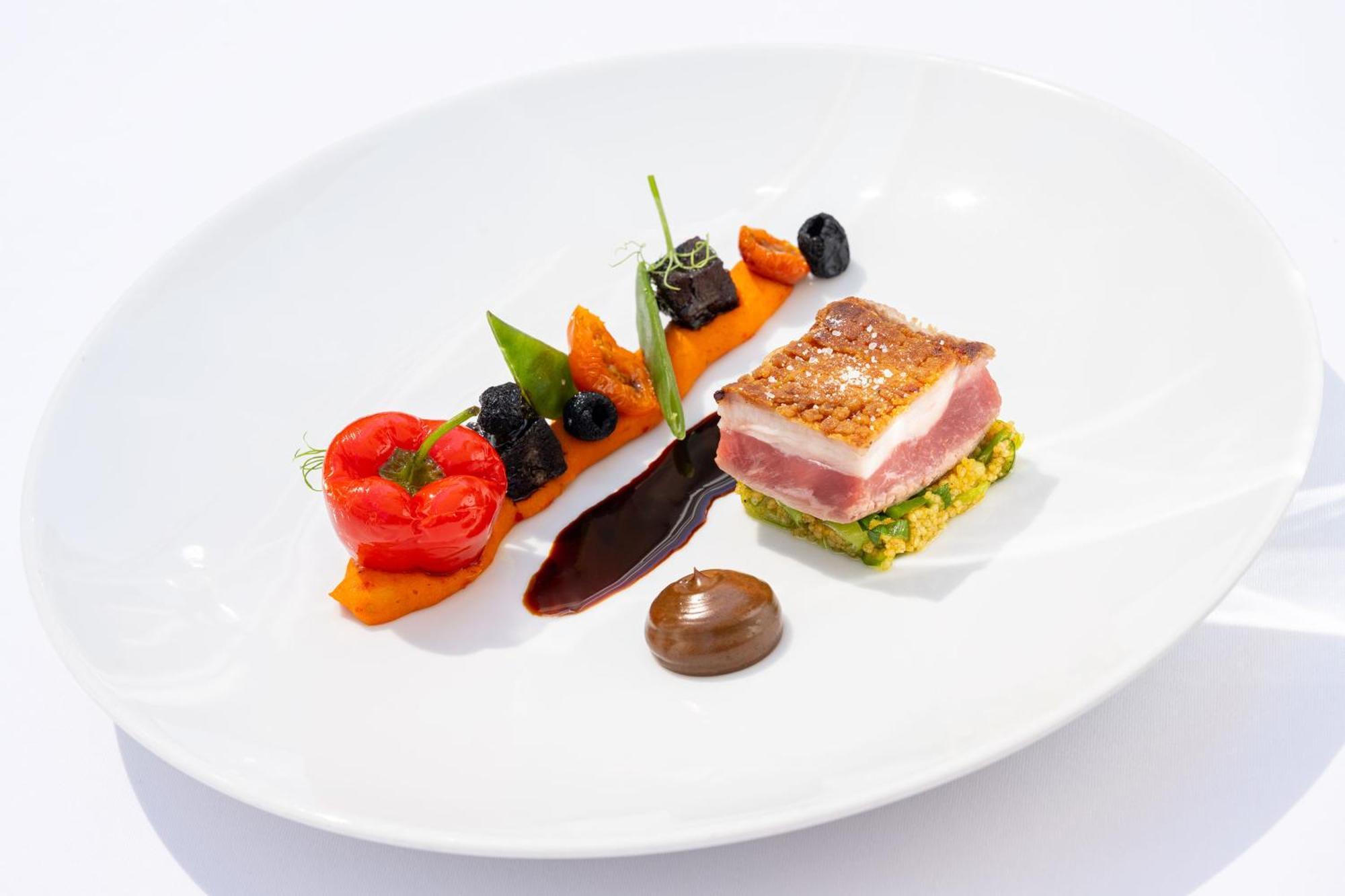 Hotel Europaeischer Hof Heidelberg, Bestes Hotel Deutschlands In Historischer Architektur Εξωτερικό φωτογραφία A modern French dish