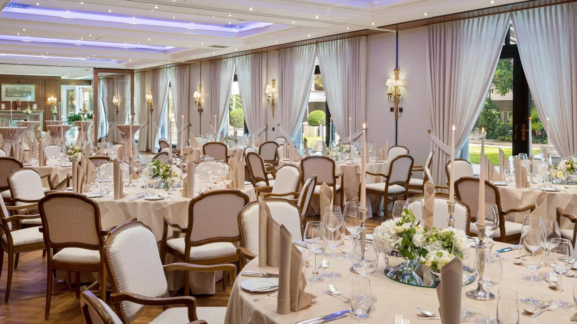 Hotel Europaeischer Hof Heidelberg, Bestes Hotel Deutschlands In Historischer Architektur Εξωτερικό φωτογραφία The ballroom at the hotel