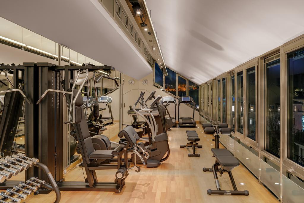 Hotel Europaeischer Hof Heidelberg, Bestes Hotel Deutschlands In Historischer Architektur Εξωτερικό φωτογραφία The gym at the hotel